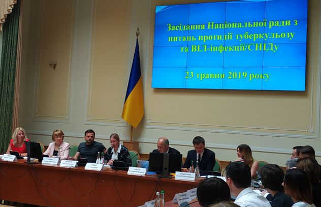 Ukraine: government to fund publicly procured HIV services