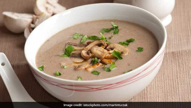 Keto Diet: This Creamy Keto-Friendly Mushroom Soup Is Perfect To Savour In Monsoons