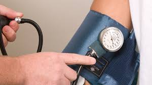 High blood pressure at the doctor’s office could signal heart risk