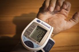 Be Aware Of The High Blood Pressure Symptom Signaling A Serious Hypertensive Crisis